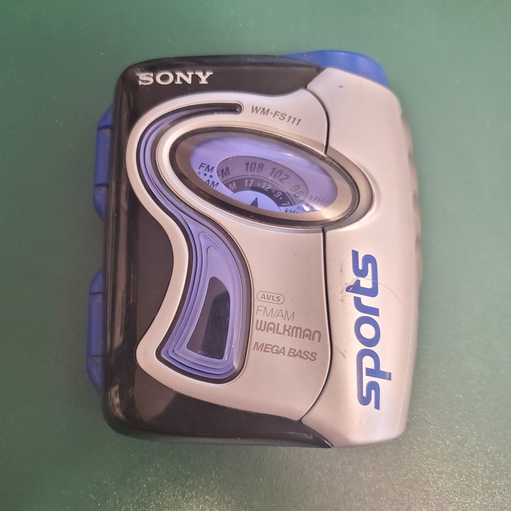 Sony Walkman Sports WM-FS111 Portable Cassette Player AM FM Radio Mega Bass Blue